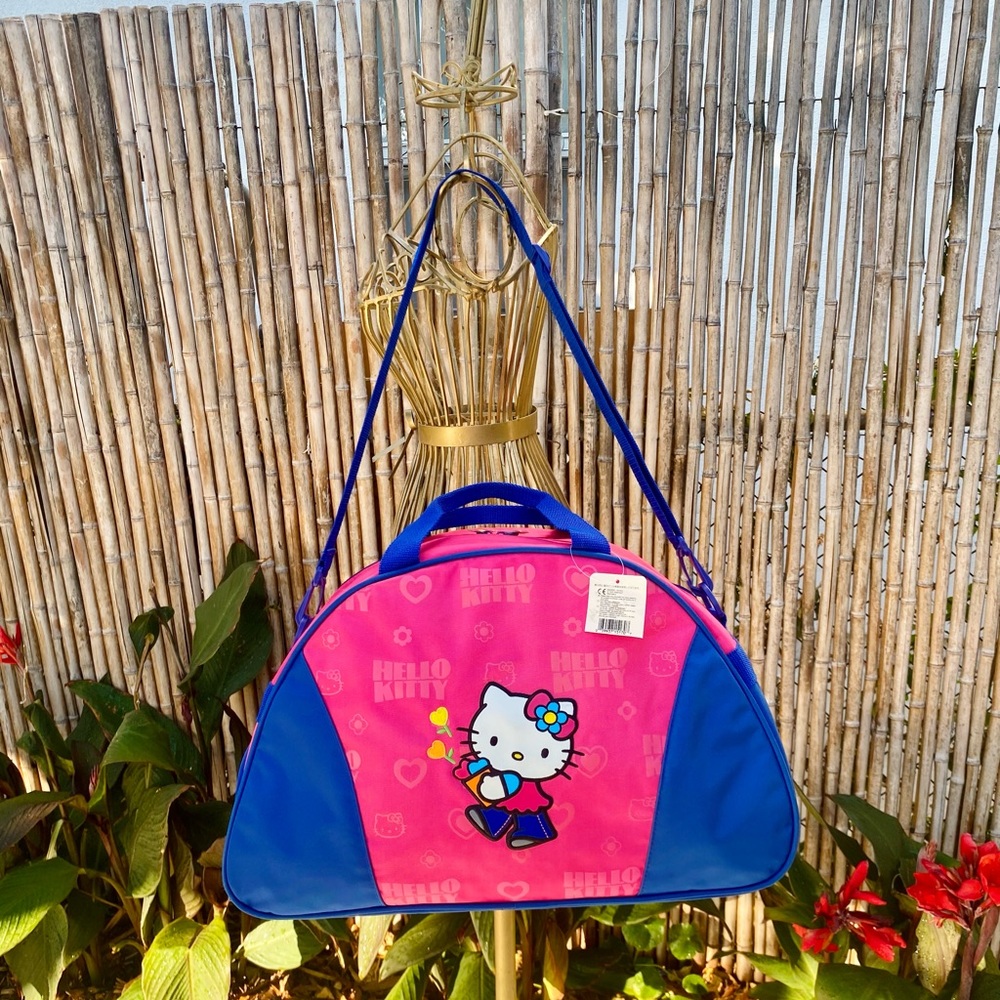 Hello Kitty “Peace and Flowers ” Travel Bag
